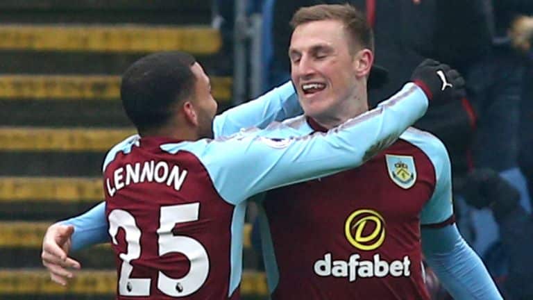 Wood strikes to end Burnley drought