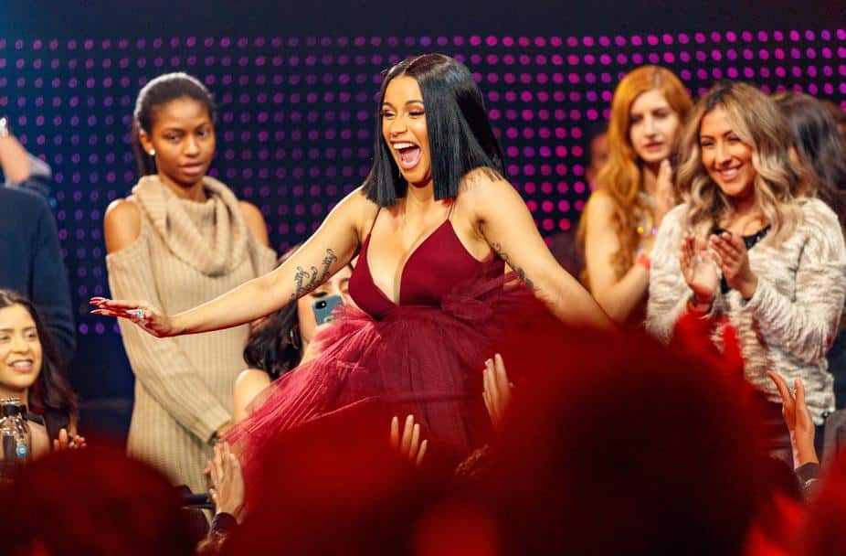 Cardi B Just Confirmed She’s Pregnant On SNL And People Are So Excited