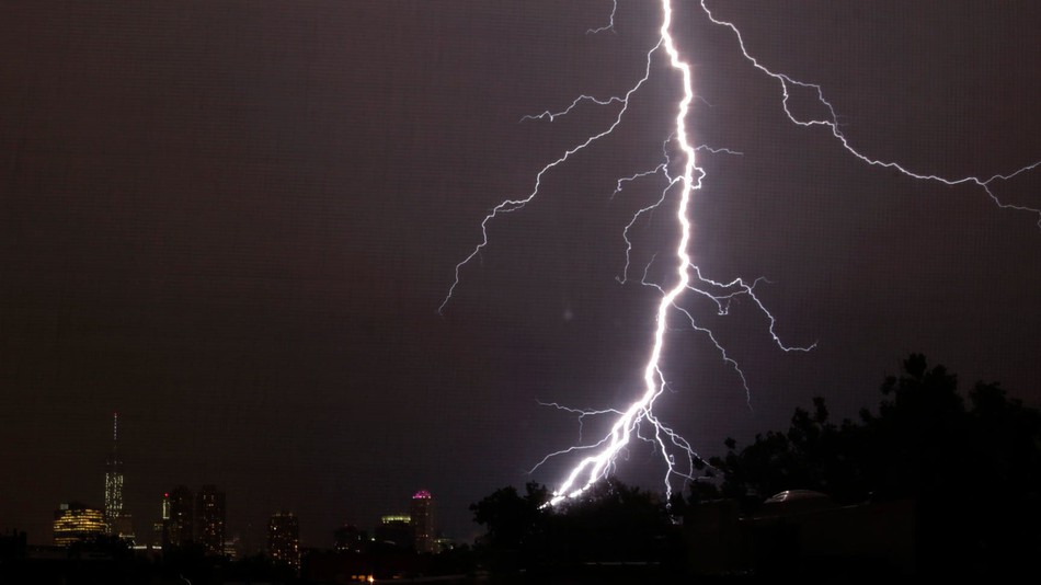 Lightning strikes woman to death in the U.S.