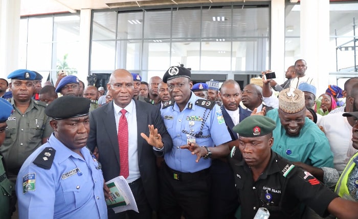 Mace snatching: APC calls for Omo-Agege’s prosecution