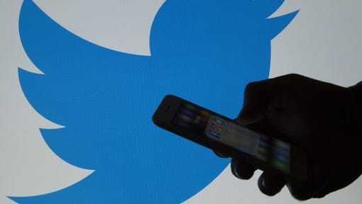 Twitter urges all users to change passwords after glitch