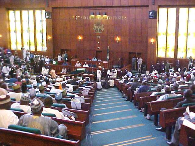 3 Lawmakers Dump APC, 1 Abandons PDP
