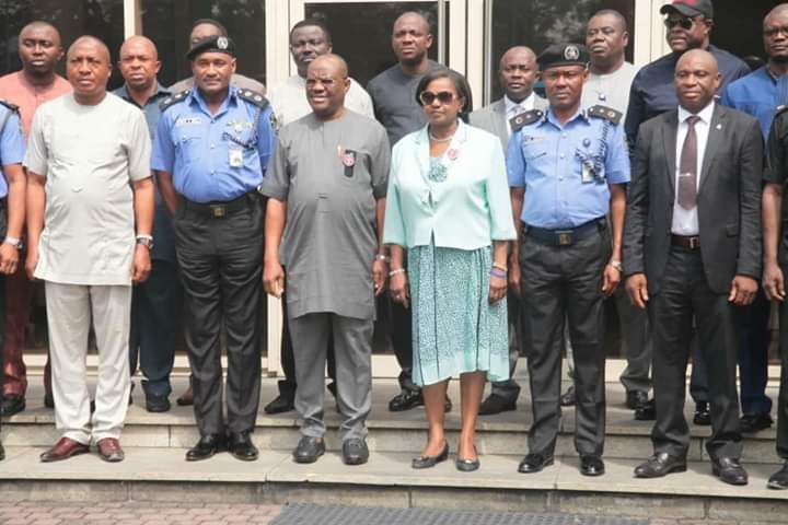 New Rivers CP Pays Introductory Visit To Gov Wike At Brick House