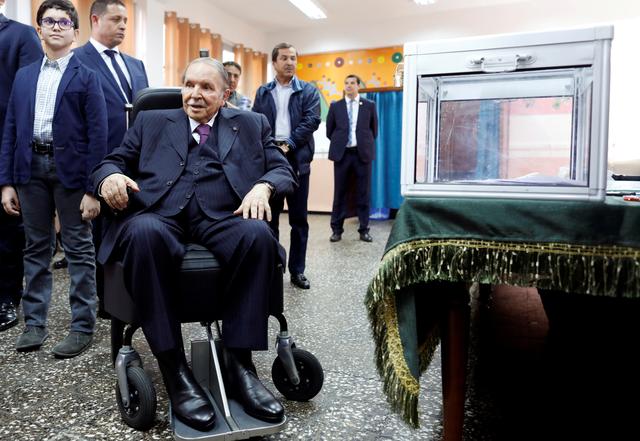Hundreds Of Thousands Of Algerians Rally Against Bouteflika