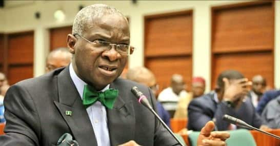 Contract Deals: Buhari’s War On Corruption Takes New Twist As Fashola Dares BPP