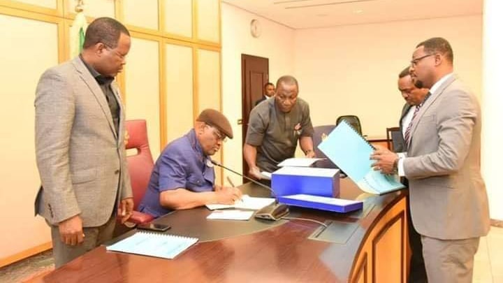 Governor Wike Signs Rivers State Budget 2020