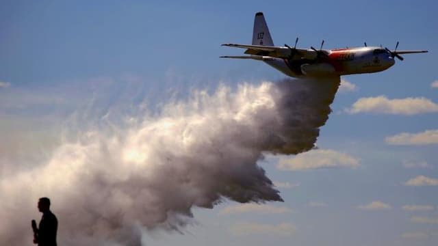 #BREAKING: Canadian Waterbomber Plane Crashes While Fighting Australia Bushfires, 3 Dead