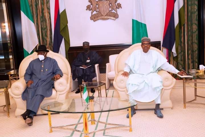 President Buhari receives briefing on Mali crisis from former President Jonathan
