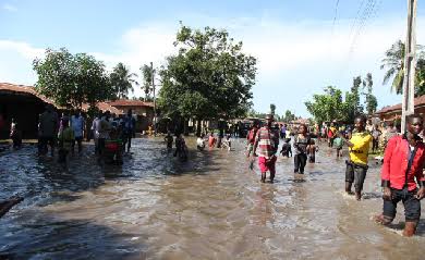 President Buhari sympathises with farmers in Kebbi State over flood, deaths, destruction