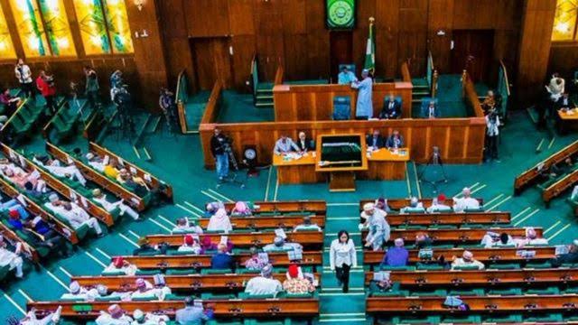 Nigerian House of Reps inflates 2022 budget, approves $41.755 Billion (N17.126 Trillion)