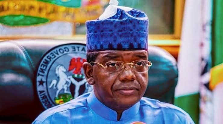 Embattled Zamfara Governor Donates Patrol Vehicles To Neighbouring Niger Republic