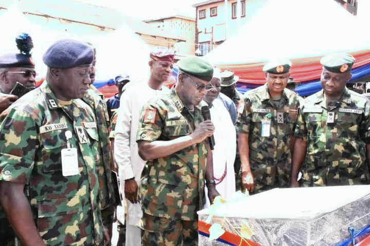 Chief of Army Staff Commissions Solar Powered Boreholes, St. Lights At Isale Eko