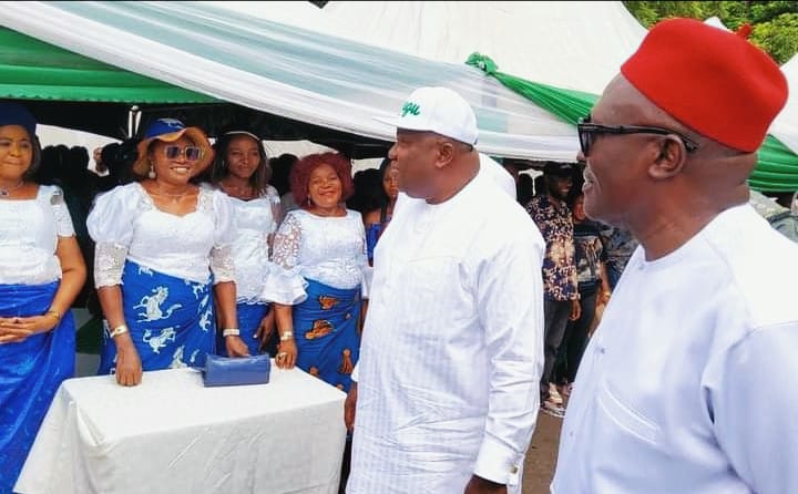 2023: Nsukka Traders Mobilize Support For Ugwuanyi, Mbah, Abba, Other PDP Candidates