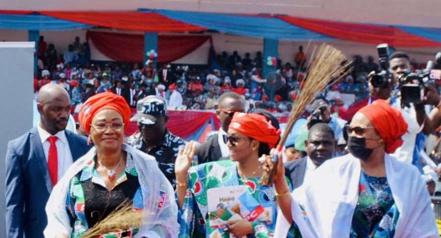 Nigerian First Lady Explains How Voting for Tinubu Will Guarantee Jobs for Women, Youth