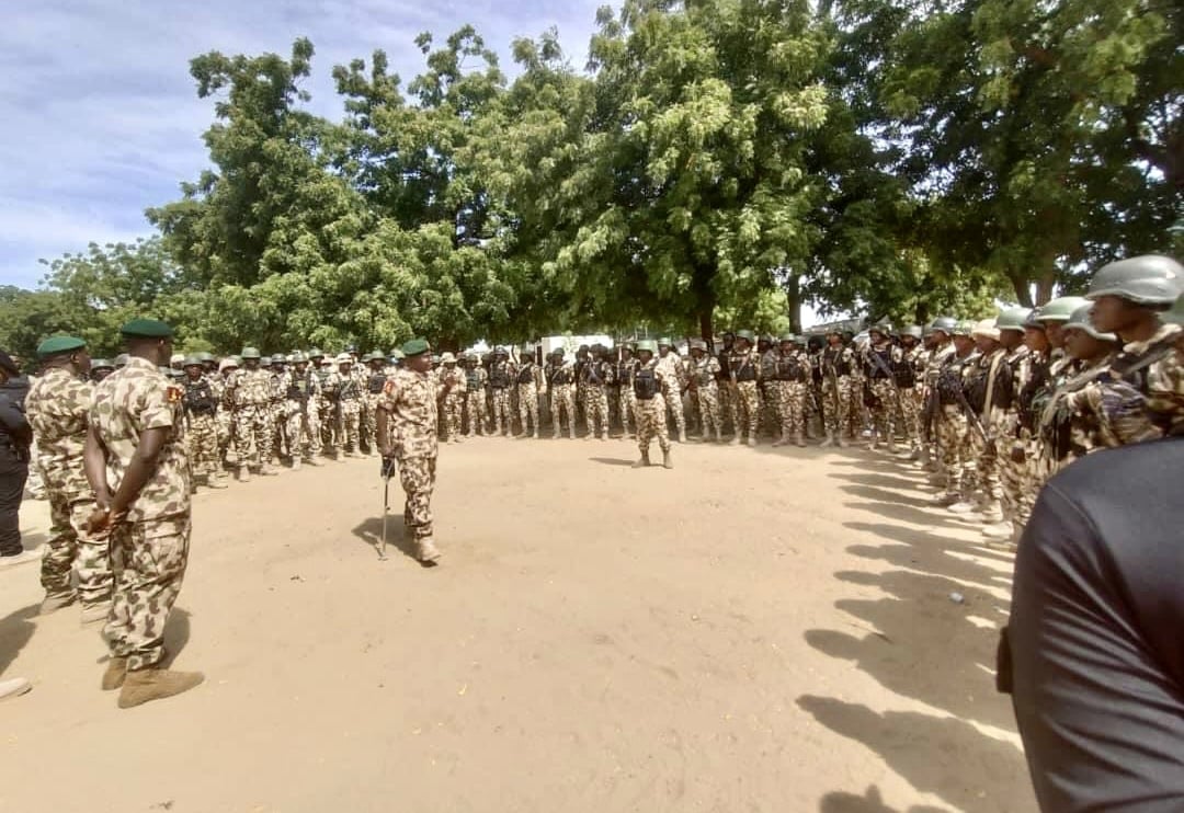 Army Chief Begins Assessment and Morale Boosting Tour of Northeast Theatre