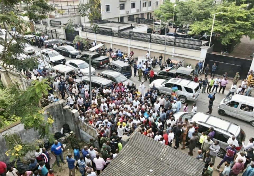 BREAKING: EFCC Commences Public Auction of 435 Cars in Lagos with Likely Transparency Questions