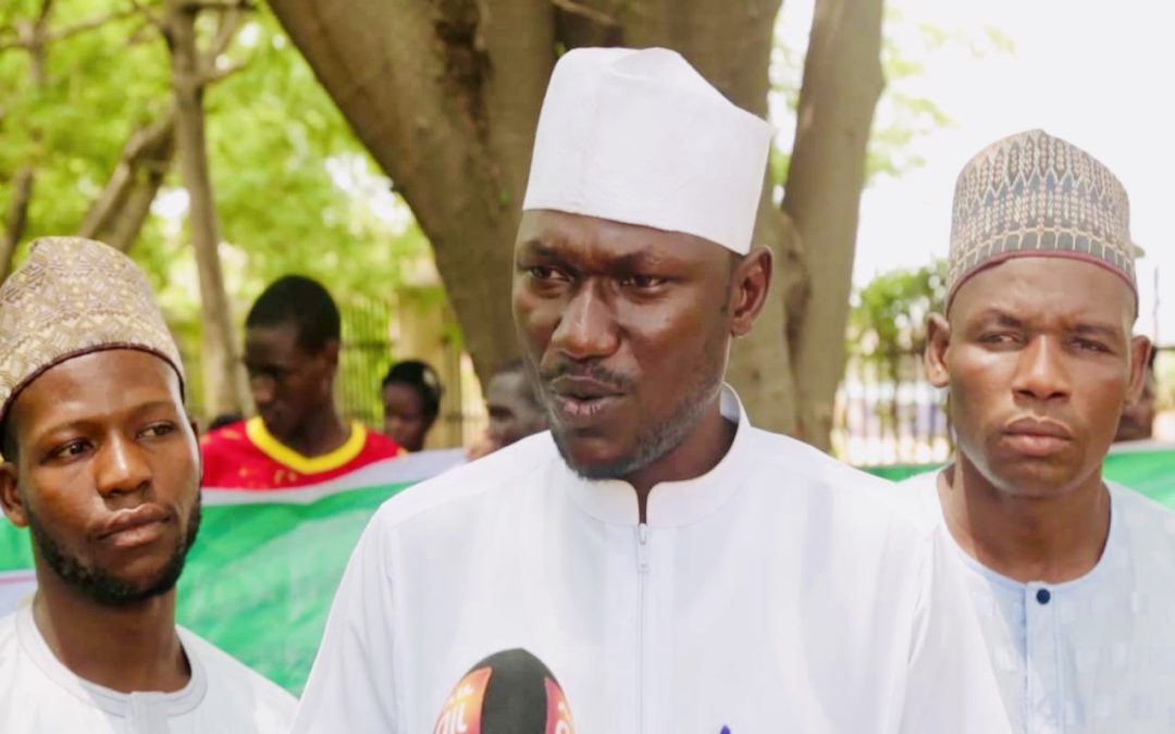 APC Crisis Deepens: Protesters Call for Ganduje’s Resignation Amid Zoning Controversy