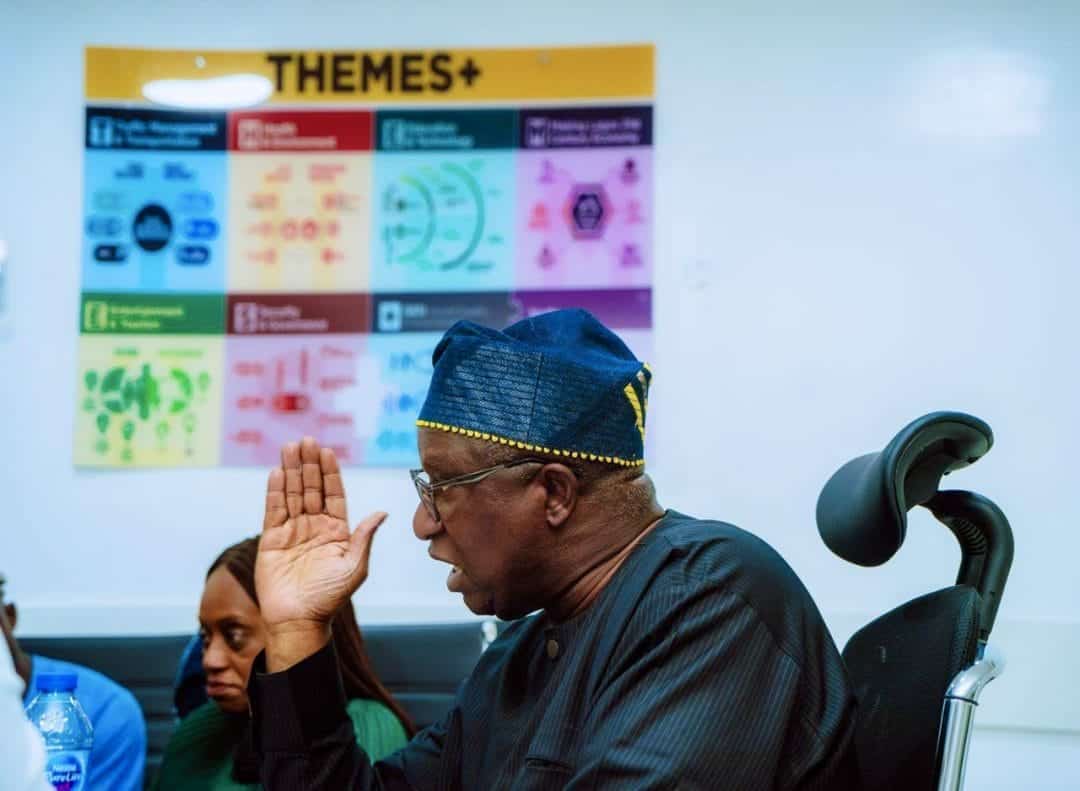 Fireside Revolution: Ranti Omole Inspires LJLA Fellows to Redefine Leadership in Nigeria