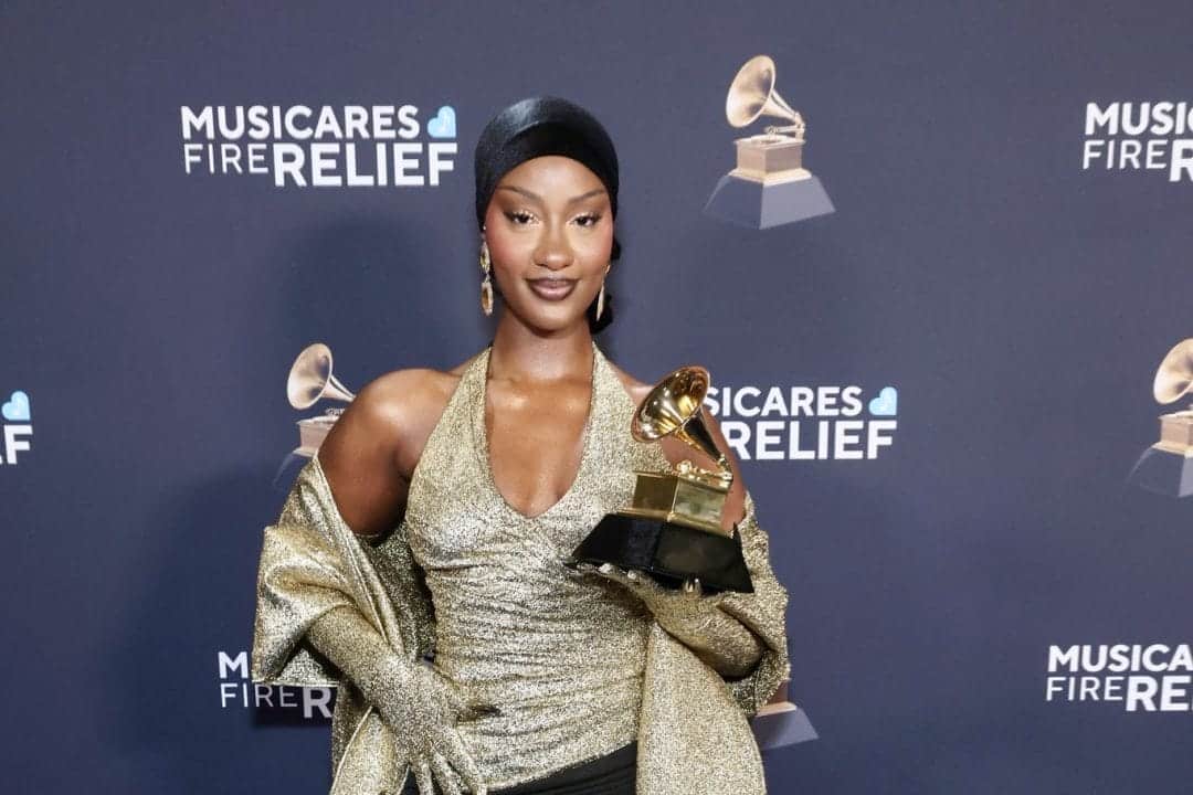 Tems Triumphs at Grammys: Nigerian Star Lights Up Global Stage!