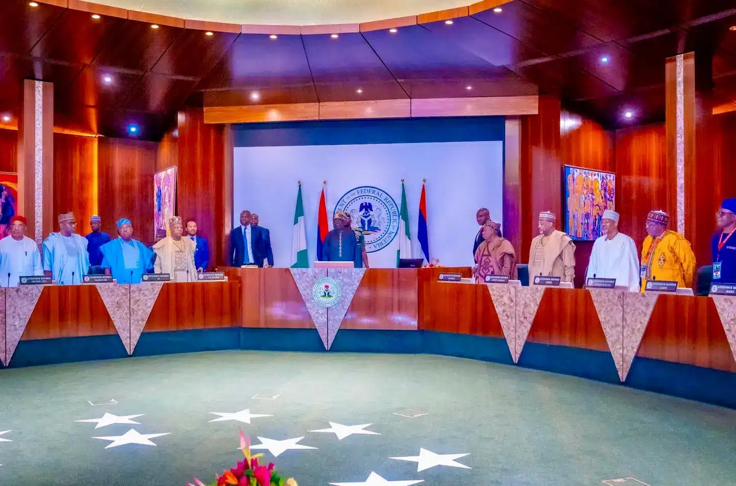 Nigeria’s N622.1b Revenue Surge Ignites Fiscal Firestorm