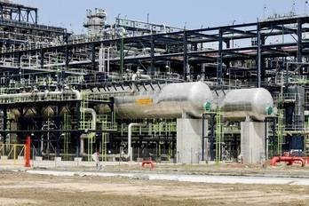 Dangote, Depot Owners and a Fuel Market on Edge — Who Controls Nigeria’s Pumps?