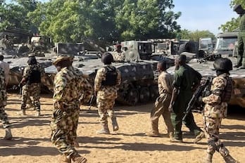 Scores of Bandits Advance Toward Lile Community in Kwara