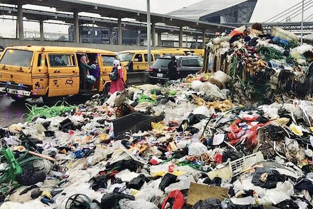 Lagos Refuse Crisis Deepens As YRC Warns Of Public Health Time Bomb